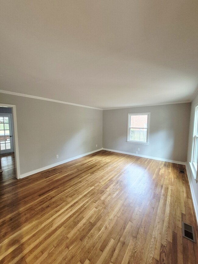 Photo - 97 Waterview Dr