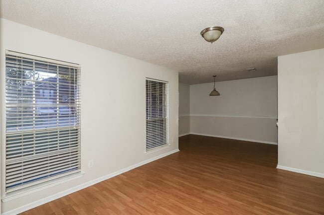 Photo - 18926 Sandia Pines Dr