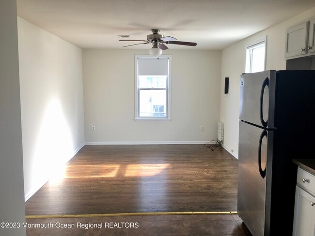 Photo - 200 7th Ave Unidad 2