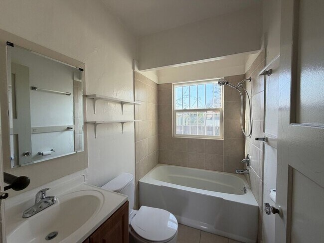 Photo - 2624 Sacramento St