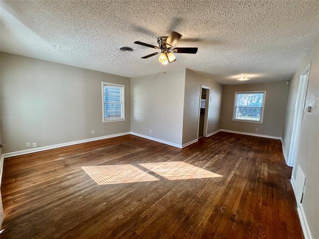 Photo - 5856 Trigg Dr