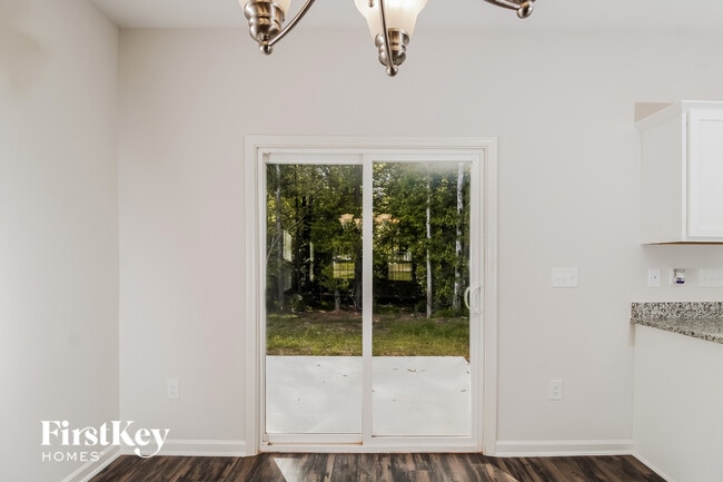 Photo - 1612 Dodson St
