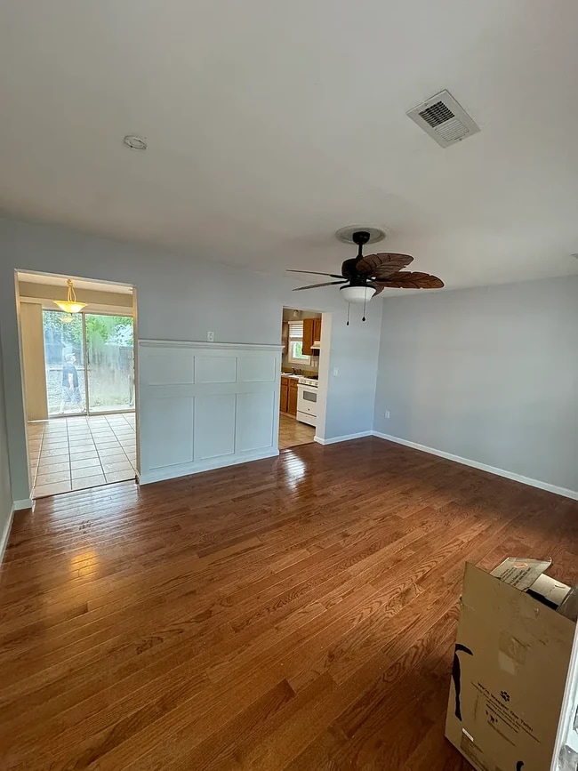 Photo - 1217 Galley Ave