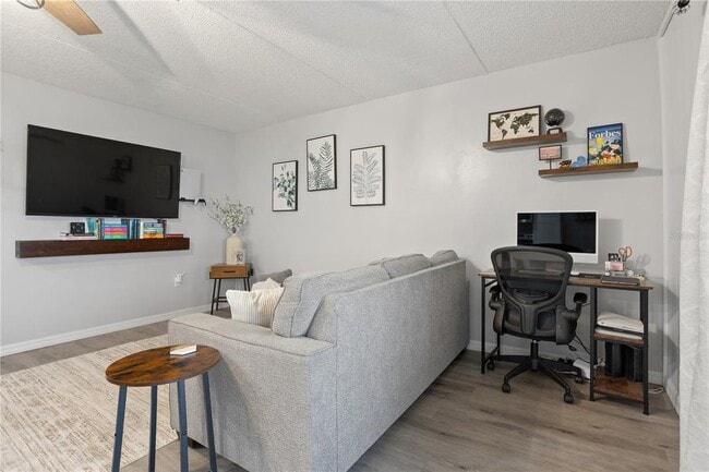Photo - 1154 Paseo Del Sol Unit B