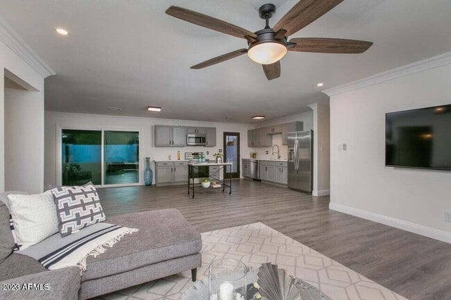 Photo - 2246 N 82nd St