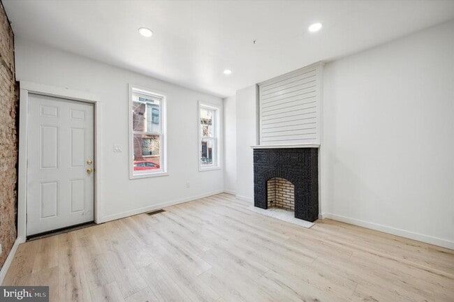 Photo - 1853 Tulip St