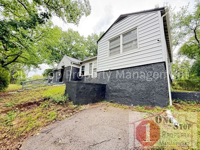 Building Photo - Beautiful 3 Bedroom 1.5 Bathroom Home in K...