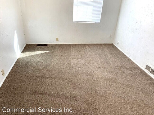 Photo - 3 br, 1.5 bath House - 5575 CY Ave