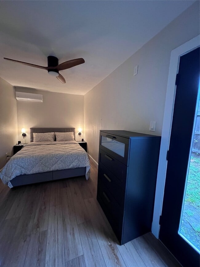 Building Photo - 3201 Westridge St