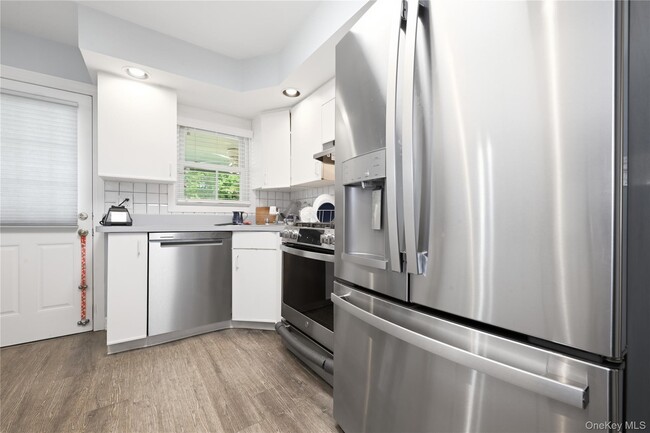 Photo - 442 Langley Ave