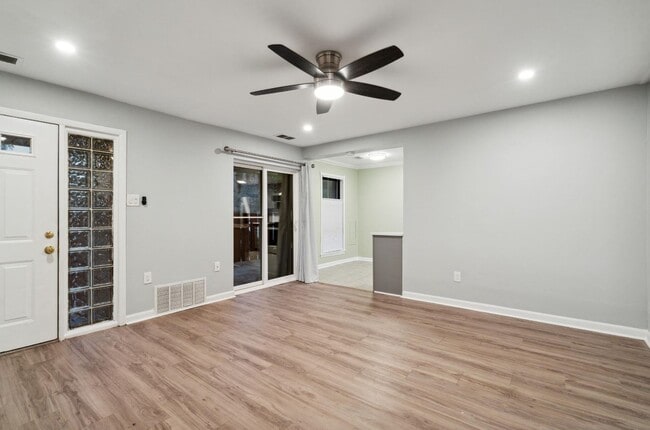 3333 Comly Rd Unit 5