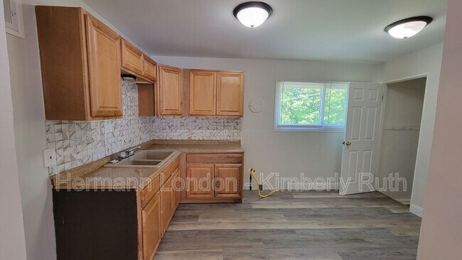 Photo - 3437 Elmhurst Dr