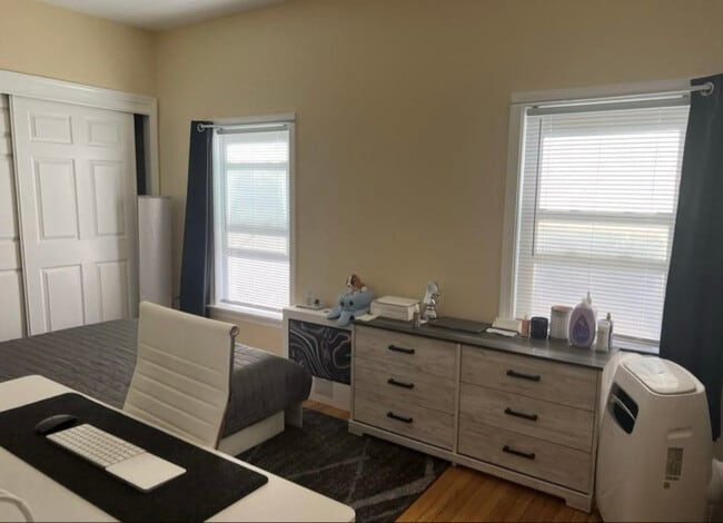 Photo - 51 Talcott Ave Unidad Second Floor