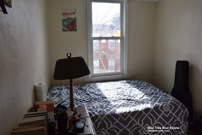 Photo - 114 Everett St Unit 3