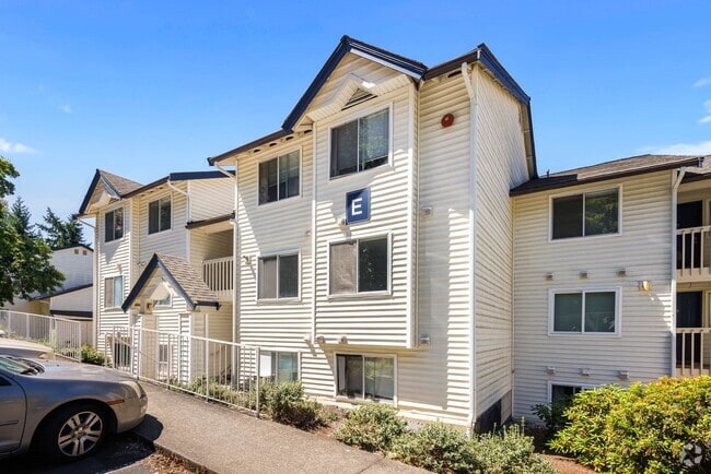Building Photo - 5000 Lake Washington Blvd NE Unit E202 Rental
