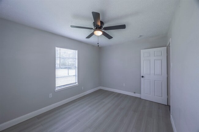 Building Photo - 5007 Northridge Dr