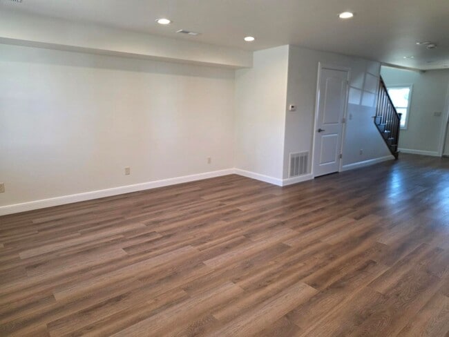 Photo - 43 W Main St Unit 43 W Main St Jeromesville