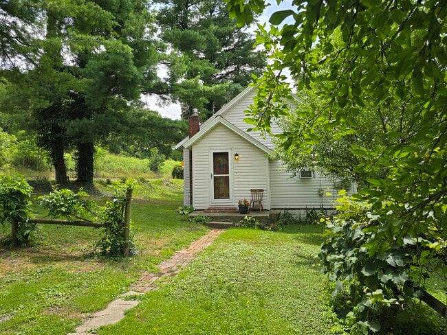 Photo - 106 Lowry St