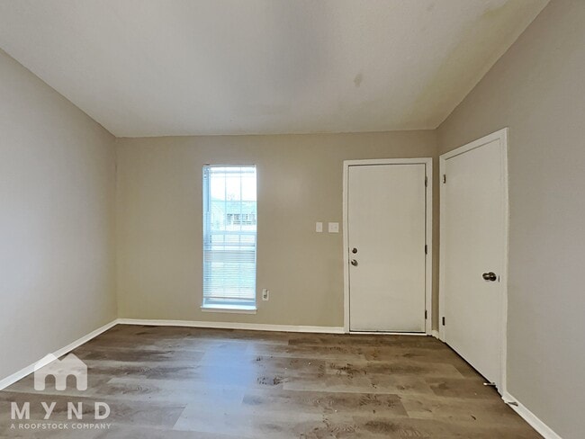 Photo - 4912 Summitridge Dr