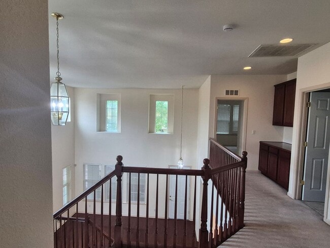 Photo - Beautiful 4 bedroom 3 bath home