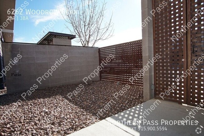 Building Photo - 6262 Woodrow Bean Transmountain Unit 15 Rental