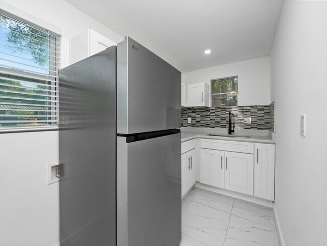 Photo - 2500 Marlboro St Unidad B-4