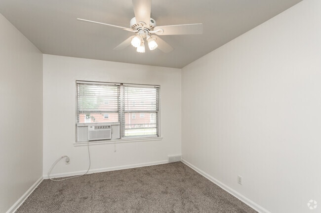 1BR - Bedroom