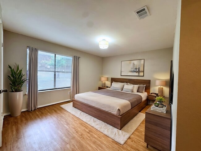 Photo - 1012 Allen St
