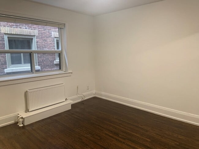Photo - 54 Maitland St Unit 208