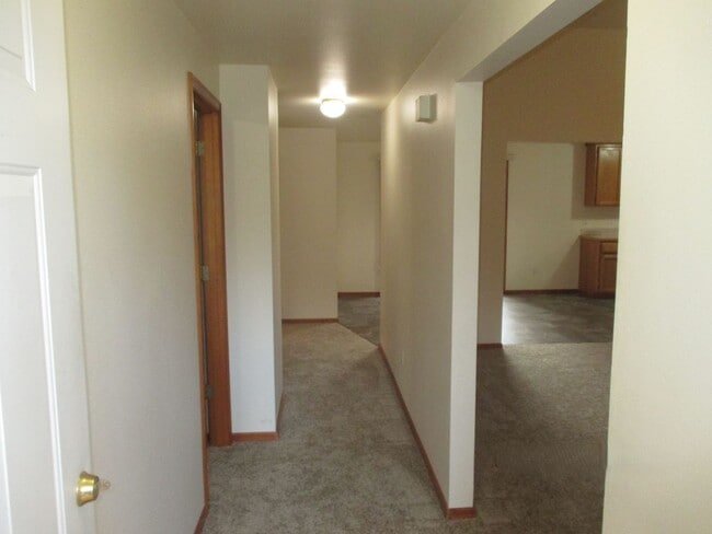 Photo - Stowe-8512 Unit 8514