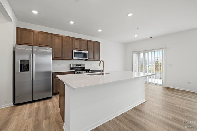 Photo - 624 Cassia Ct