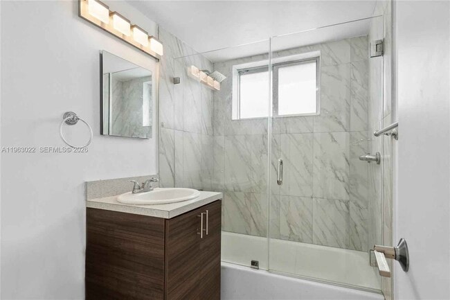 Photo - 732 82nd St