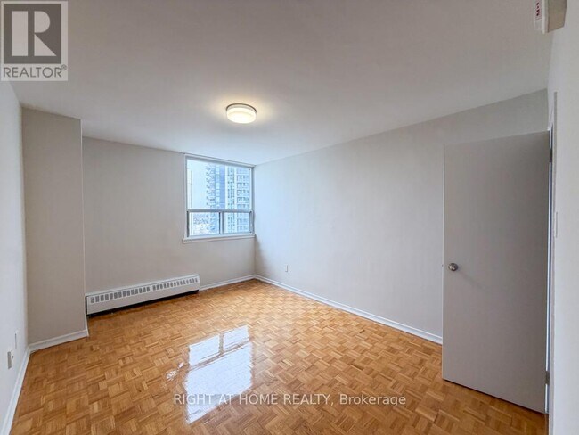 Photo - 1440 Lawrence Ave W Unit 1205