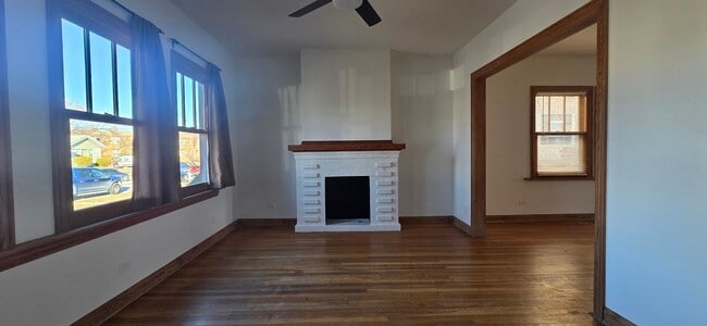 Photo - 5515 W Grace St