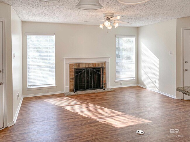 Photo - 5608 Cottage Hill Rd