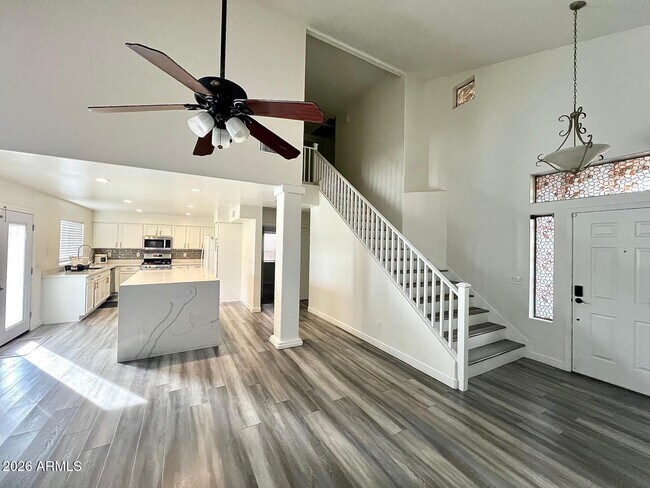 Photo - 2721 S 108th Ave