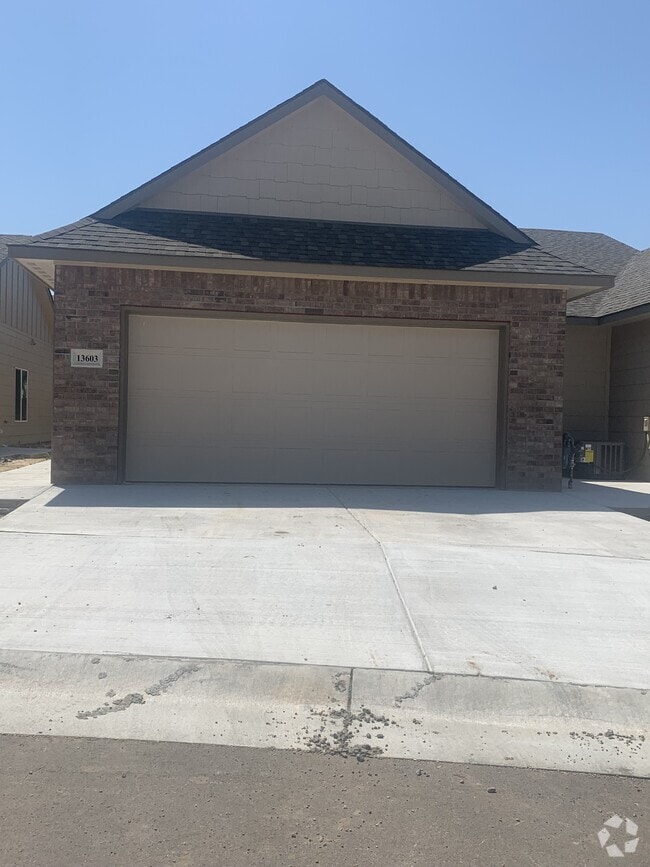 Building Photo - 13622 Hunters View St Rental