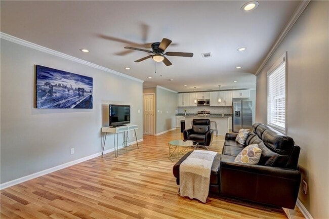 25 Mildred Pl NW