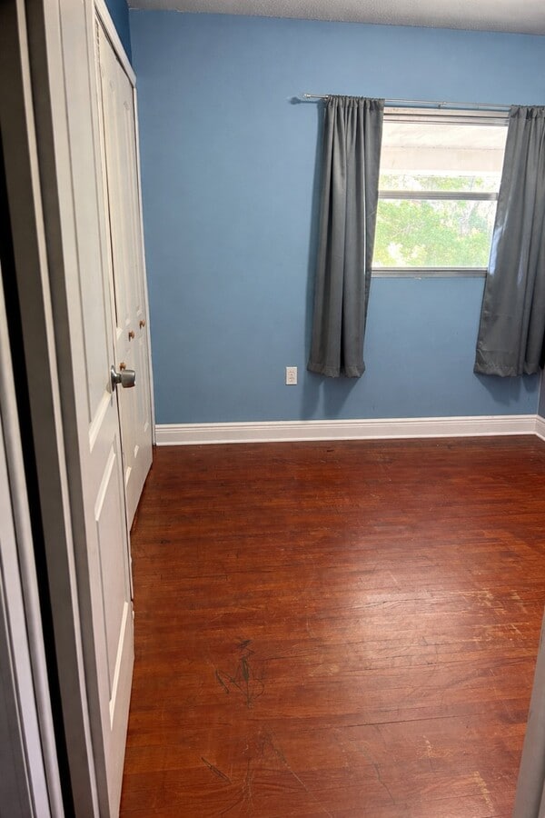 Photo - 6119 Castlewood Ln