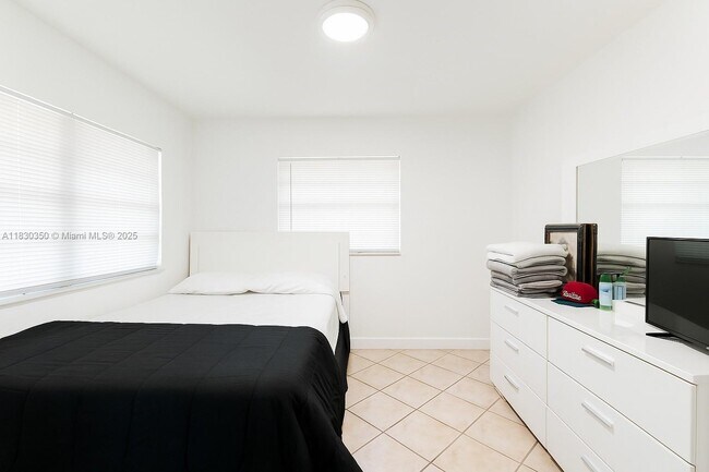 Photo - 1250 Lincoln Rd Unidad 203