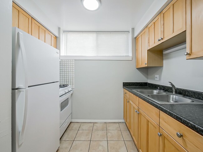 Photo - 162 Summitview Ct.