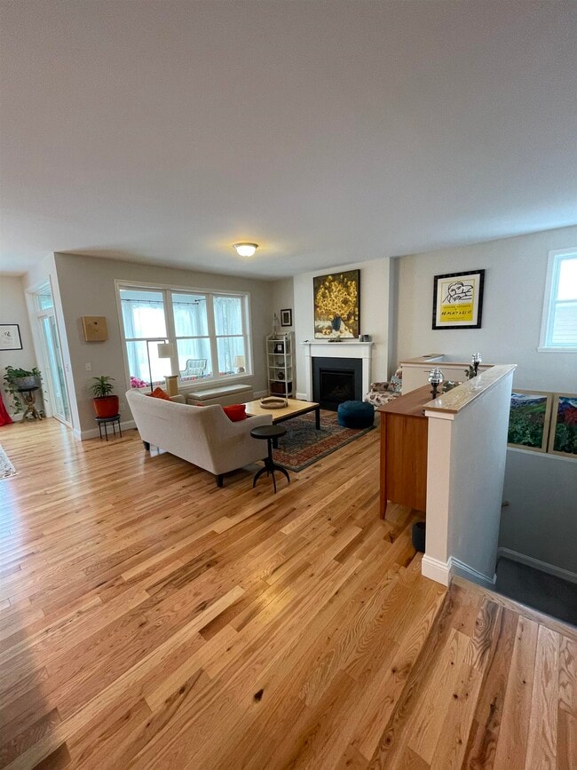 Photo - 50 Laurentide Ln