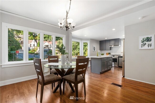Photo - Spacious Montlake Rental with Stunning Vie...