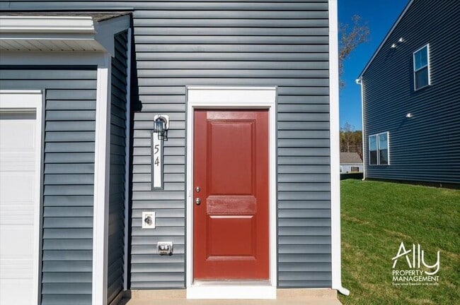 Photo - 54 Sophie Kathryn Dr