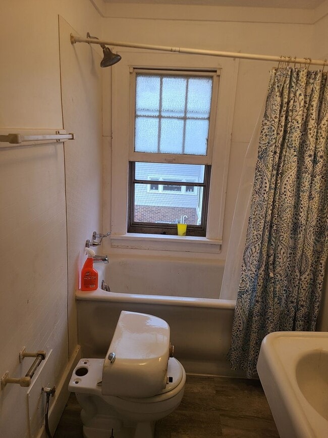 Photo - 102 W Arlington St Unit 102 Arlington Apt 3