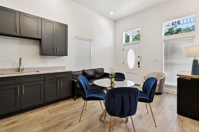 Photo - 2548 N Galvez St