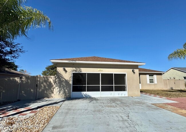 Photo - 181 Del Monte St NE