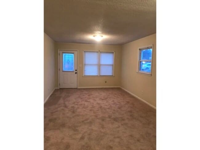 Photo - 4613 Cumberland Rd