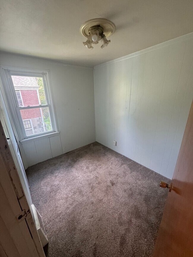 Photo - 237 Collins Dr