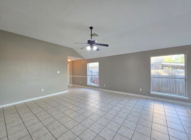 Photo - 5514 Bear Cave Ln